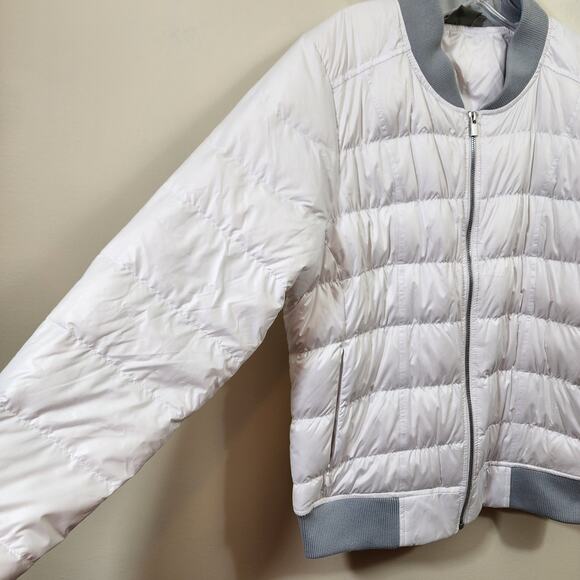 Athleta white with gray trim goose down lightweight puffer jacket womans size XL - Picture 10 of 10